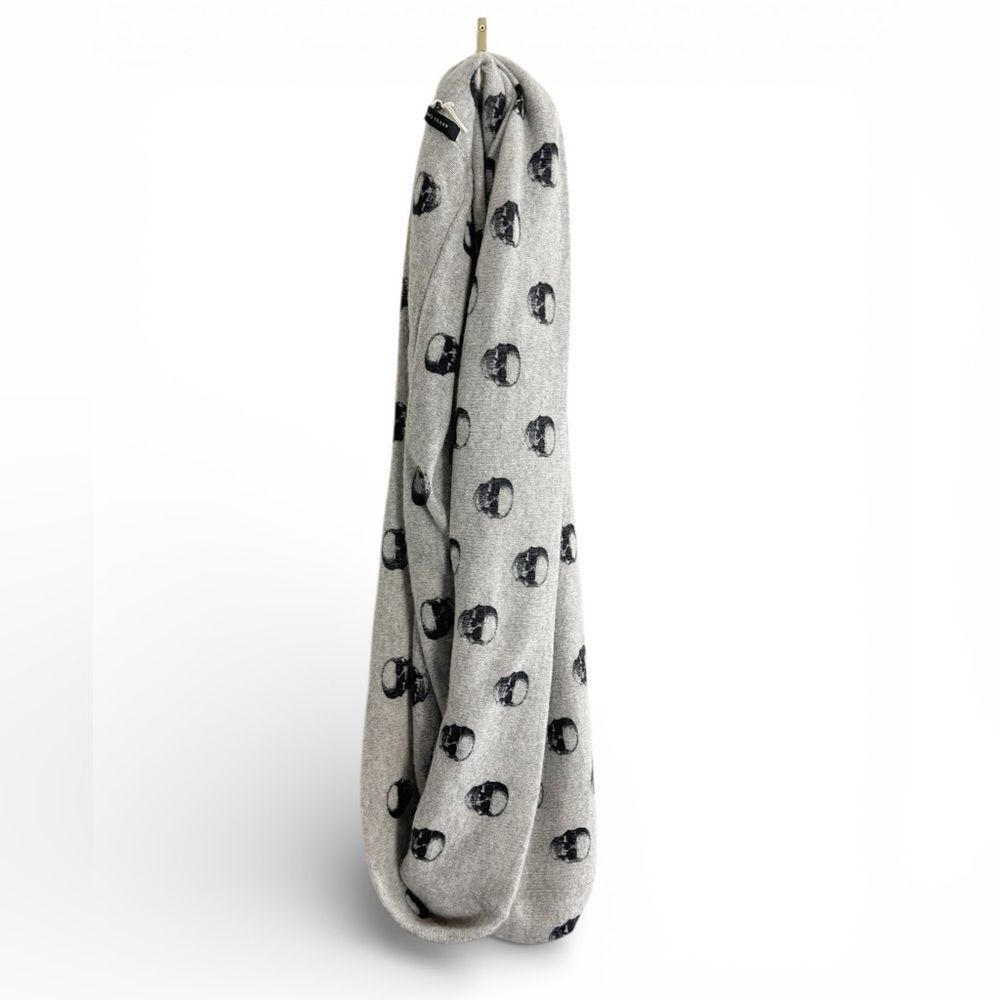 Skull Cashmere women’s gray and black skeleton 100% cashmere infinity scarf - Picture 7 of 7
